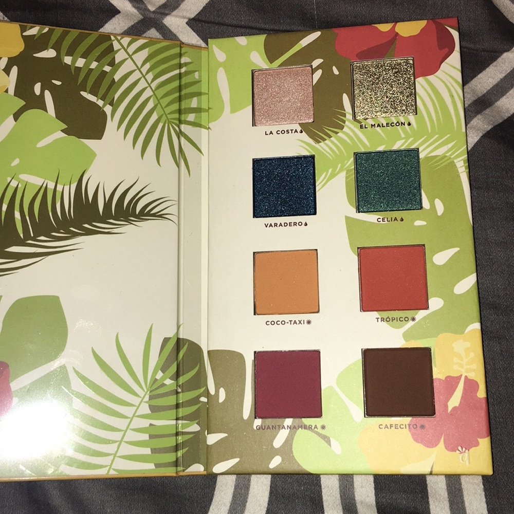 Alamar Cosmetic Reina Del Caribe Palette